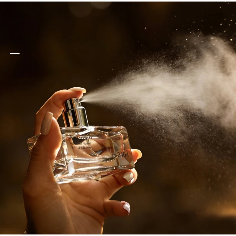 Auonam Klasik Lüks Odunsu Parf - Fragrance Perfume Note incelemesi ve fiyatı