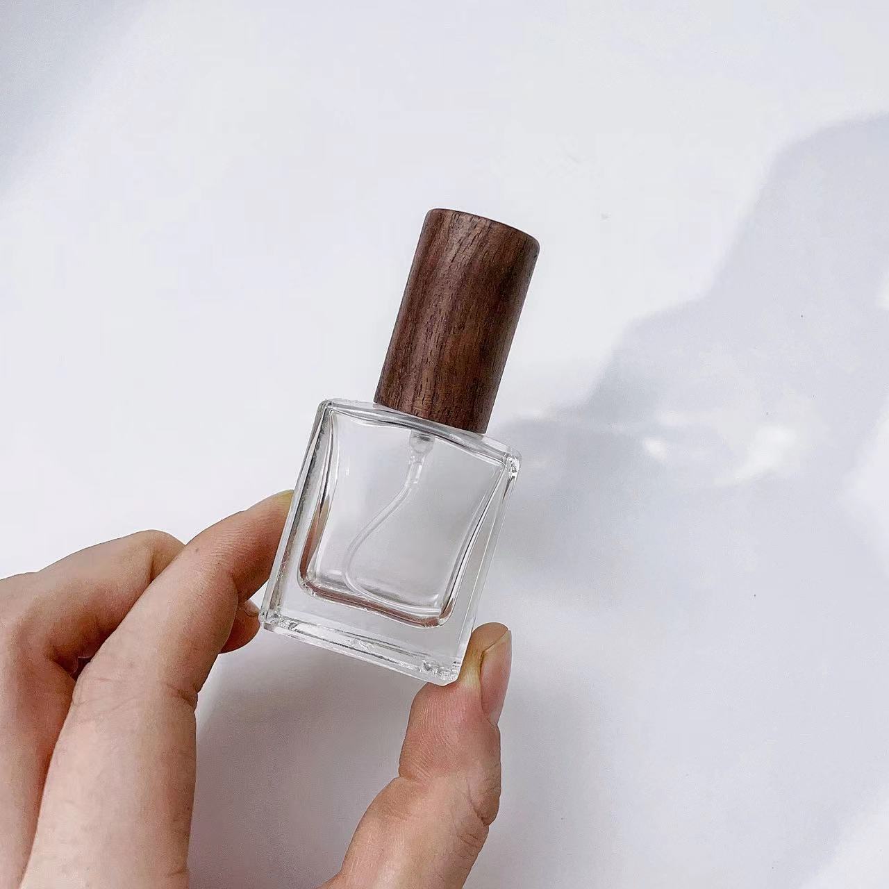 Ahşap kap boş parfüm Atomizer  - Perfume Quotes incelemesi ve fiyatı