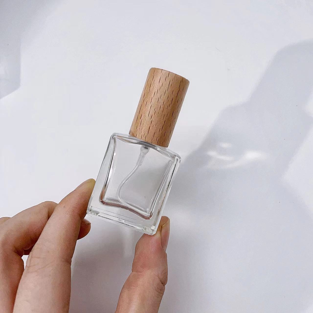 Ahşap kap boş parfüm Atomizer  - Perfume Quotes incelemesi ve fiyatı